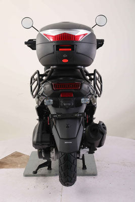 Tank 200 EFI Scooter (Matte Colors)
